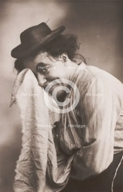 George Robey in drag as a pantomime dame, (between 1900 and 1909?). Creator: Unknown.