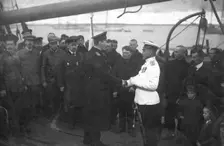 Georgii Iakovlevich Sedov and Members of the Expedition with Those Seeing Them off on the..., 1912. Creator: Nikolay Vasilyevich Pinegin