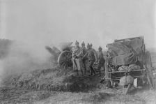 German field gun in action, between 1914 and c1915. Creator: Bain News Service