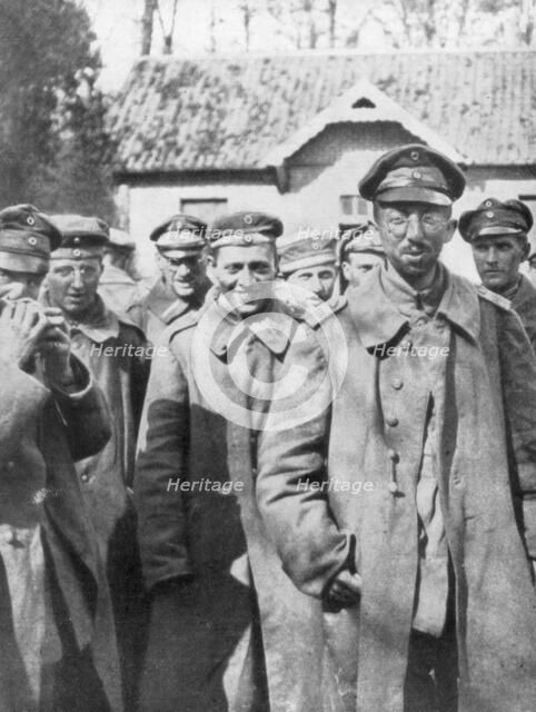 German prisoners taken on 18 April 1918, France. Artist: Unknown