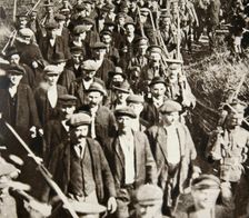 German prisoners of war arriving in Britain, August 1914. Creator: S and G