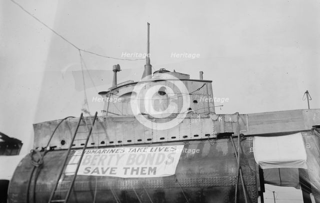 German U-boat in N.Y., 1917. Creator: Bain News Service.