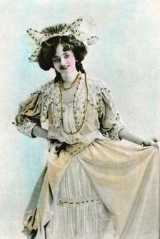 Gertie Millar (1879-1952), English actress and singer, 1906.Artist: Davidson Brothers