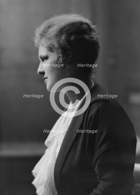 Gibson, Charles Dana, Mrs., portrait photograph, 1917 July 3. Creator: Arnold Genthe.