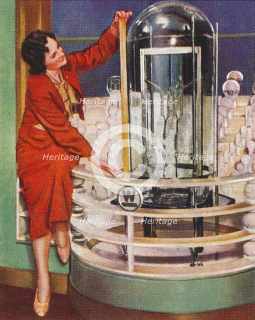 Gigantic electric lamp, 1938. Artist: Unknown.