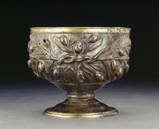 Gilded silver goblet decorated with sprays of olive, with a plain gold internal lining, 50-150