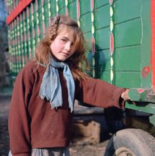 Gipsy girl, member of the Vincent family, Charlwood, Newdigate area, Surrey, 1964