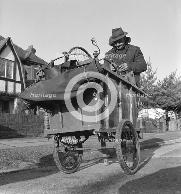 Gipsy knife-grinder, Horley, Surrey, 1963.