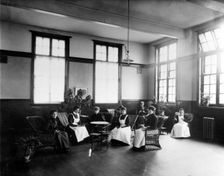 Girls in the Rowntree rest room, York, Yorkshire, 1900