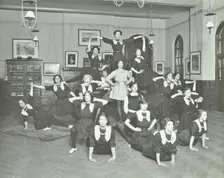 Girls posed in tableaux, Sandhurst Road Evening Institute, London, 1914
