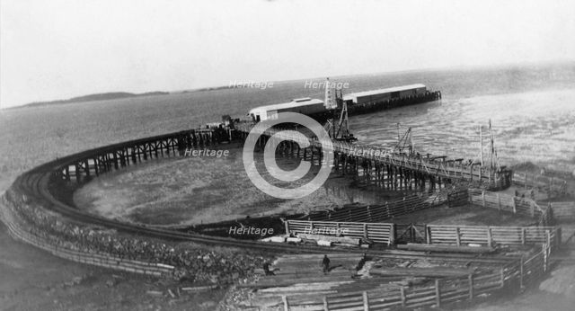 Gladstone Harbour Rail Jetty, 1925. Creator: Jack Bain.
