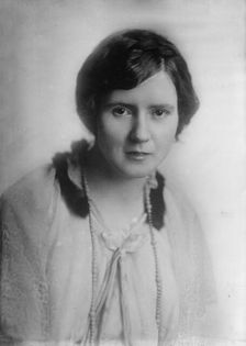 Gladys C. Hanna, between c1910 and c1915. Creator: Bain News Service