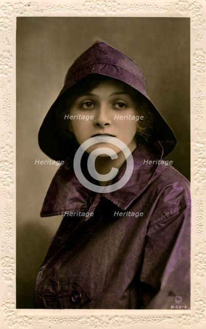 Gladys Cooper (1888-1971), English actress, early 20th century.Artist: Rotary Photo