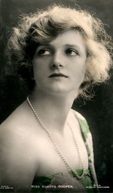 Gladys Cooper (1888-1971), English actress, early 20th century.Artist: J Beagles & Co