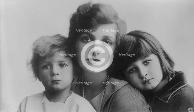 Gladys Cooper, between c1915 and c1920. Creator: Bain News Service.