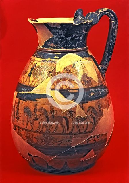 Glass 'Chigi', also known as 'Cista Ficoroni'.
