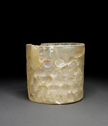 Glass beaker with circular facets, Sasanian Period, 226-651