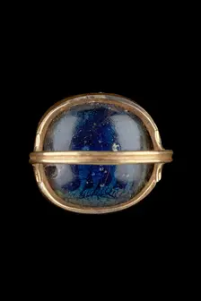 Glass fragment, 3rd -4th century