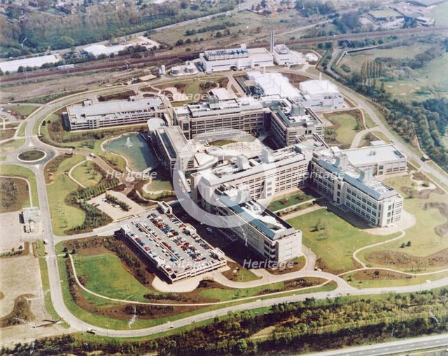 Glaxo Medical Research Centre, Gunnels Wood Road, Stevenage, Hertfordshire, Jan - Aug 1995. Creator: John Laing plc.