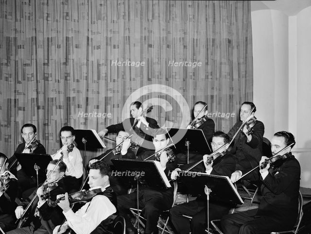 Glenn Miller Orchestra(?), New York, N.Y.(?), 1938. Creator: William Paul Gottlieb.