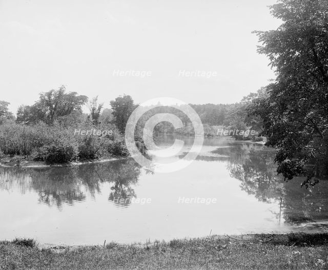 Glimpse of paradise, Smith College, Northampton, between 1900 and 1906. Creator: Unknown.