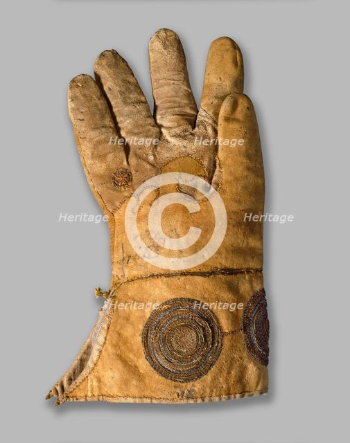 Glove (Henry VIII's hawking glove ), 16th century. Artist: Unknown.