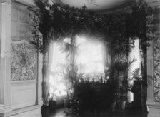 Glover House, Washington, D.C.(?), 1900?. Creator: Frances Benjamin Johnston