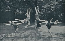 Grace and Animation in New Classical and Russian Dancing c1935