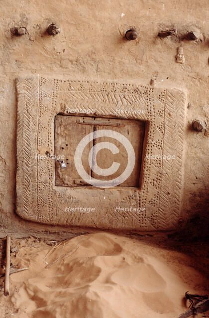 Granary, Pays Dogon, Mali, 1990. Creator: Amanda Waite.