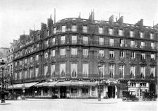 Grand Cafe, Paris, France, 1914. Creator: Unknown