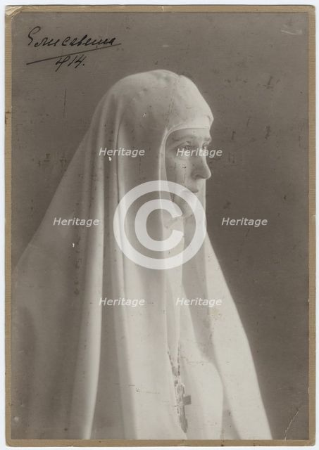 Grand Duchess Elizabeth Fyodorovna in the monastic habit, 1914.