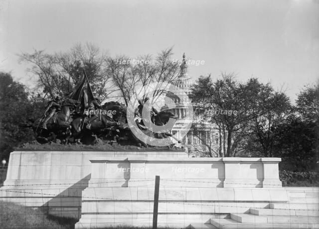 Grant Memorial at Capitol. Caisson Group of Statuary, 1914. Creator: Harris & Ewing.