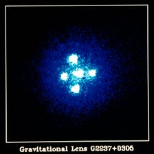 Gravitation lens G2237+0305 Creator: Unknown