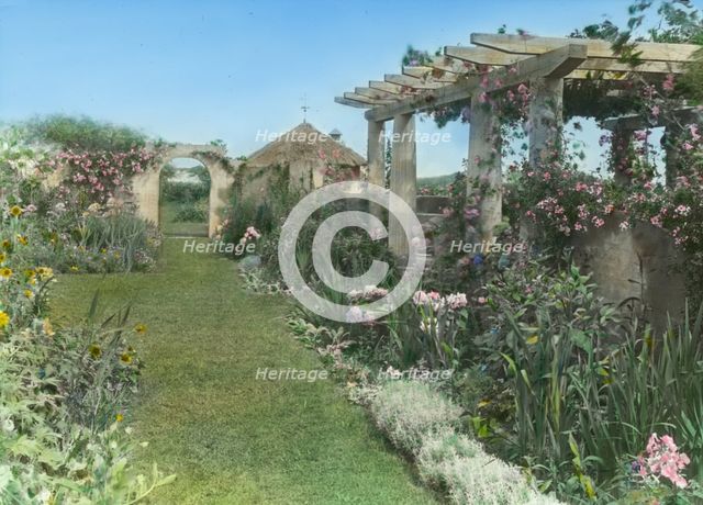 "Gray Gardens," Robert Carmer Hill house, Lily Pond Lane, East Hampton, New York, c1914. Creator: Frances Benjamin Johnston.