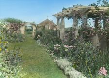 "Gray Gardens," Robert Carmer Hill house, Lily Pond Lane, East Hampton, New York, c1914. Creator: Frances Benjamin Johnston