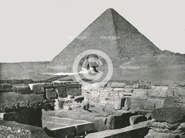'Great Pyramid, Sphinx and Temple of Chafea', Gizeh, Egypt, 1895.  Creator: W & S Ltd.