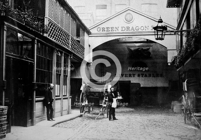 Green Dragon Inn, Bishopsgate, London. Artist: Anon