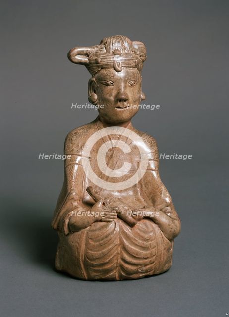 Greenware burial figure of woman and child, late 3rd century. Artist: Unknown.