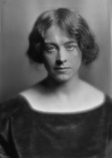 Greenwood, S., Miss, portrait photograph, 1914 Mar. 9. Creator: Arnold Genthe