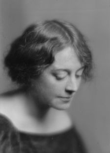 Greenwood, S., Miss, portrait photograph, 1914 Mar. 9. Creator: Arnold Genthe