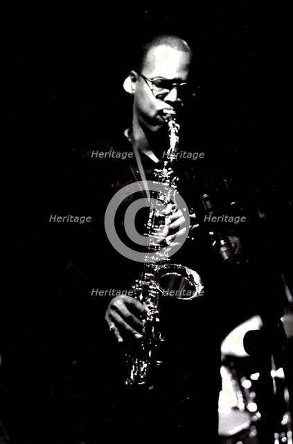Greg Osby, Ronnie Scott's, London, 1999. Artist: Brian O'Connor