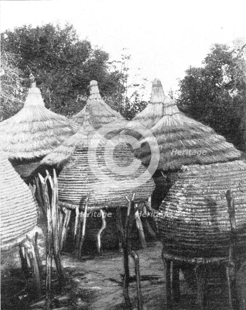 ''Greniers d'approvisionnement chez les Ovambo; Afrique Australe', 1914. Creator: Unknown.