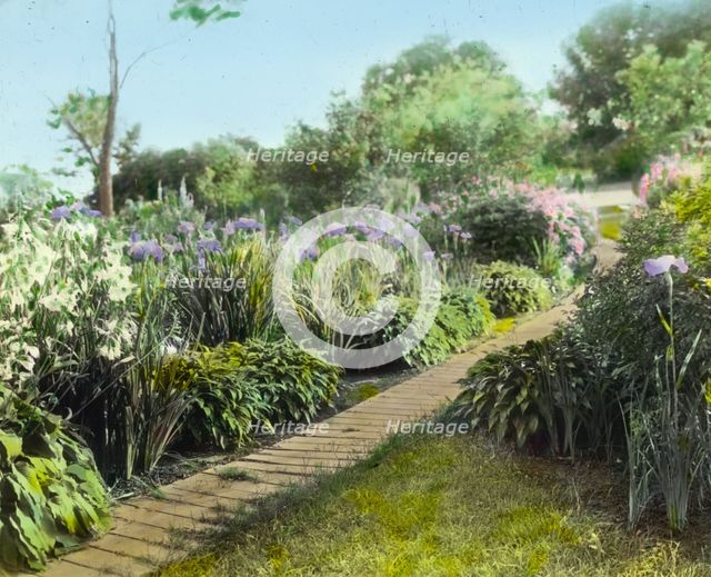 "Grey-Croft," Stephen Swete Cummins house, Huntting Lane, East Hampton, New York, 1913. Creator: Frances Benjamin Johnston.