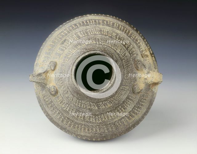 Grey pottery vessel, Warring States period/early Han dynasty, China, 3rd century BC. Creator: Unknown.