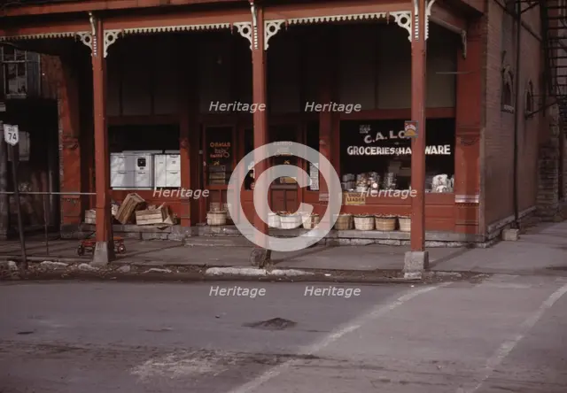 Grocery store, Mt. Orab, Ohio, Route 74, 1942 or 1943. Creator: John Vachon.