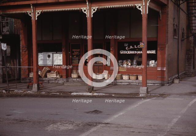 Grocery store, Mt. Orab, Ohio, Route 74, 1942 or 1943. Creator: John Vachon.