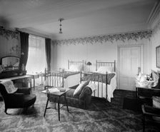 Grosvenor Hotel, 101 Buckingham Palace Road, London, 1910. Artist: Bedford Lemere and Company