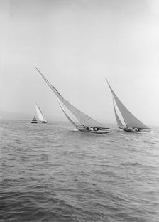Group of 7 Metre yachts racing, 1913. Creator: Kirk & Sons of Cowes