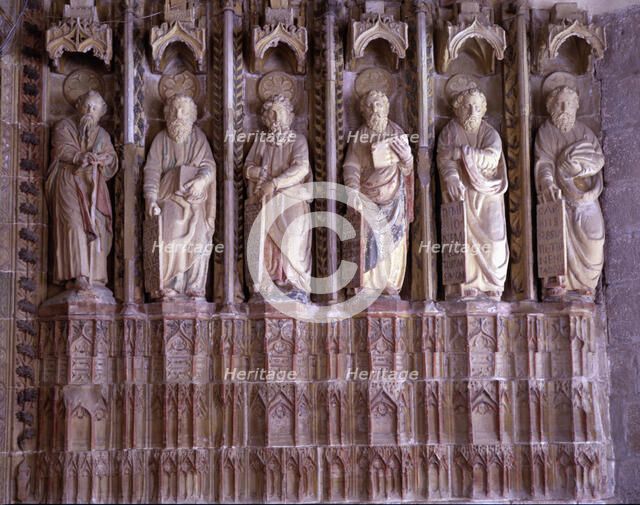 Group of Apostles in the jambs of the doorway of the Church of Santa Maria la Real of Deva.
