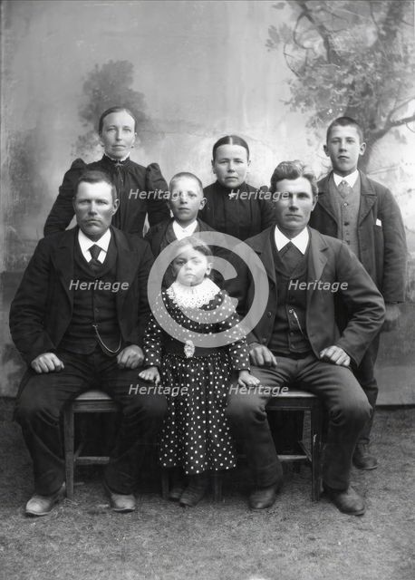 Group portrait, 1905-1910.  Creator: Per Persson.